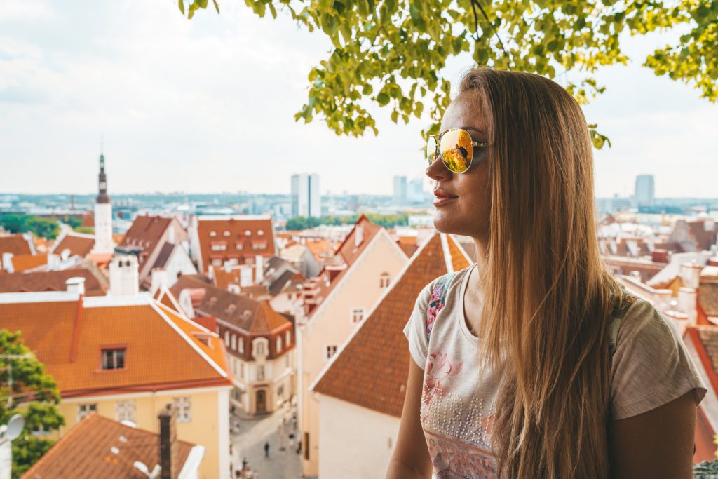 Estonie, femme à Tallin