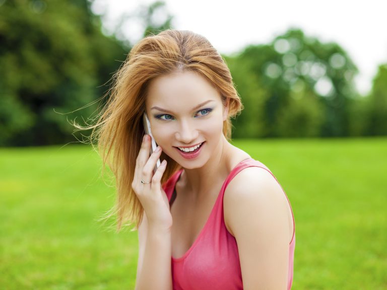 Femme célibataire inscrite dans site de rencontre sérieux Belle femme rousse célibataire inscrite dans site de rencontre sérieux