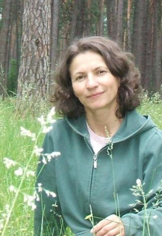 Marianna • 50 • Ukraine