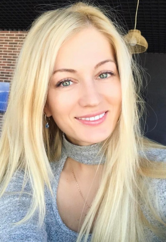 Lena • 42 • Украина