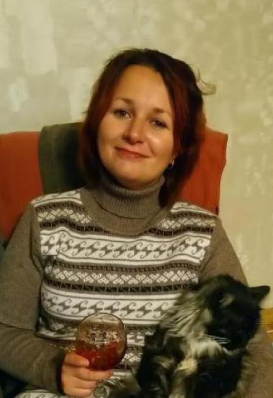 Ira • 35 • Russia