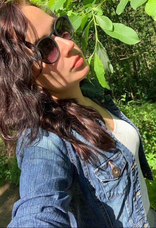 Anastasiia • 38 • Russie