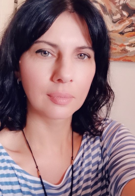 Olga • 52 • Росія