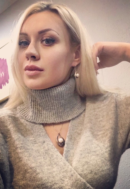 Aliaksandra • 43 • Білорусь