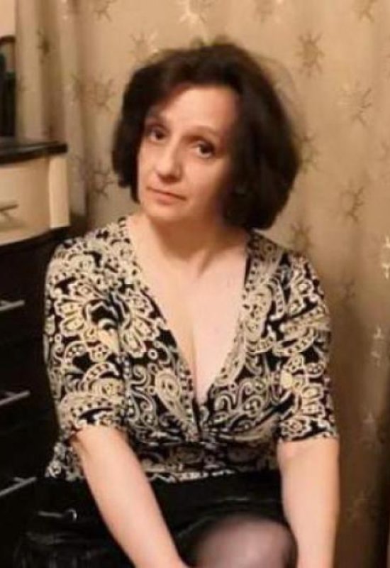 Anna • 60 • Russie