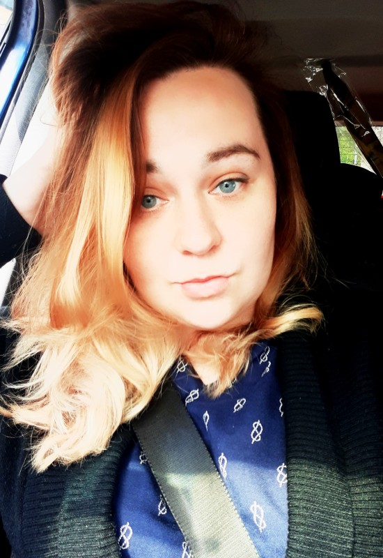 Anna • 37 • Russia