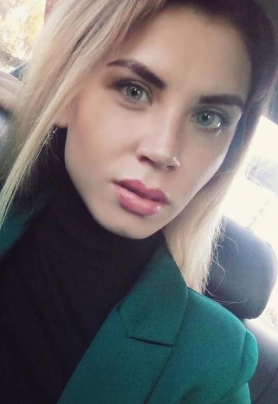 Julia  • 33 • Russia