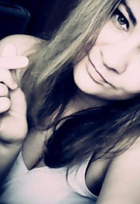 Julia • 27 • Russie