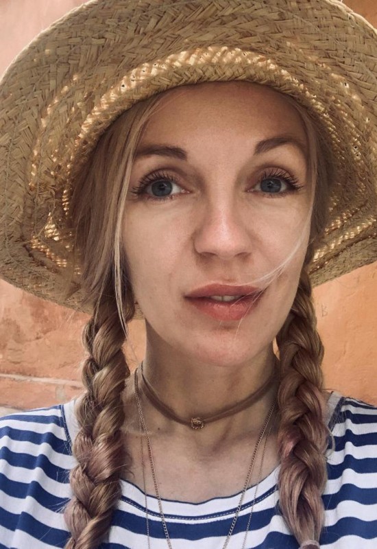 Katerina • 41 • Russie