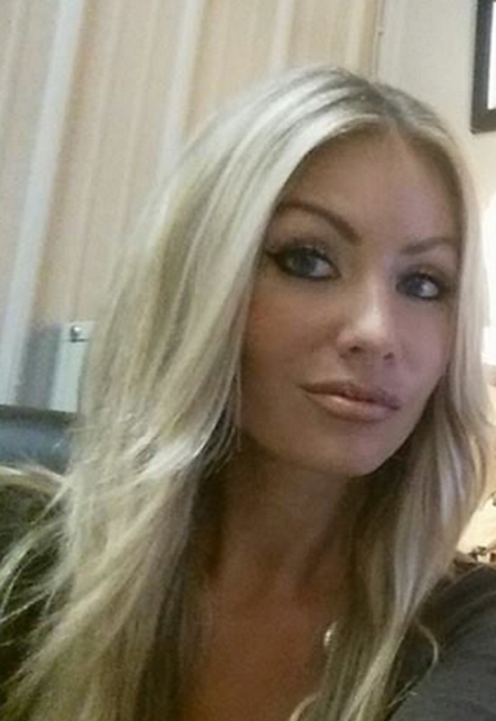 Olga • 43 • Ukraine