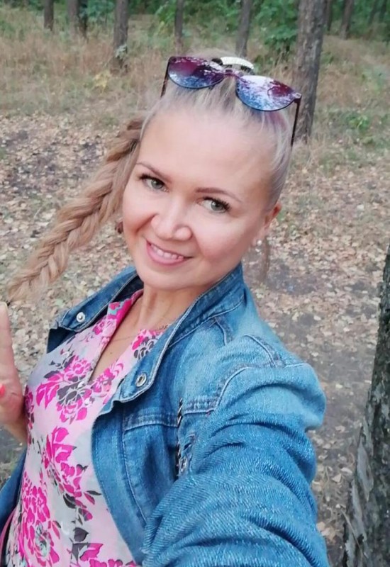 Ksyu • 47 • Russia