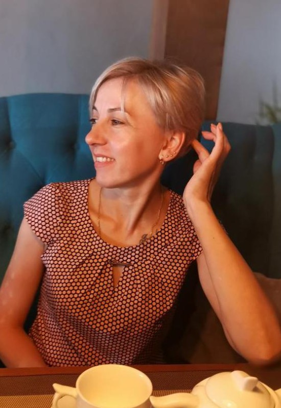 Lilya • 43 • Russie