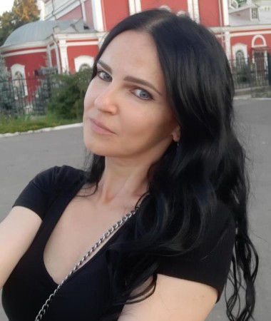 Oksana, 47