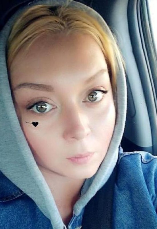 Olga • 41 • Russie