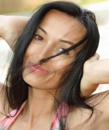 Taisiya, 53