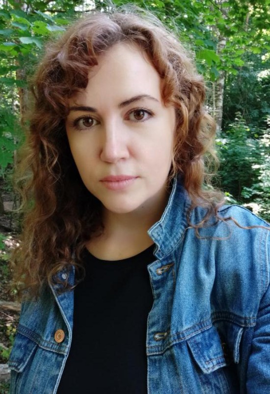 Galina • 42 • Russie