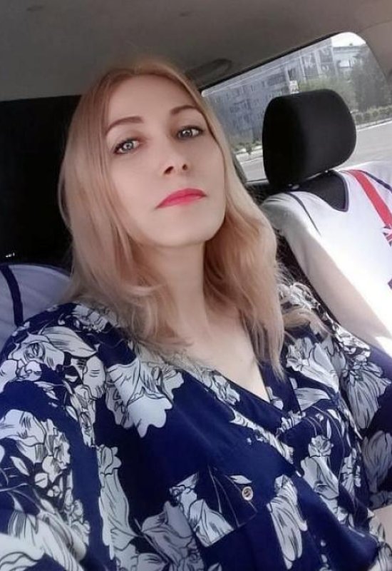 Zhanna • 58 • Russie