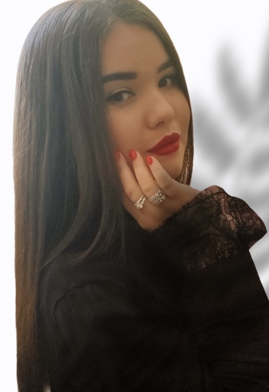 Kseniia  • 28 • Russie