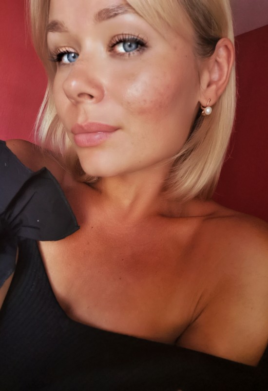 Nadezhda • 35 • Russia