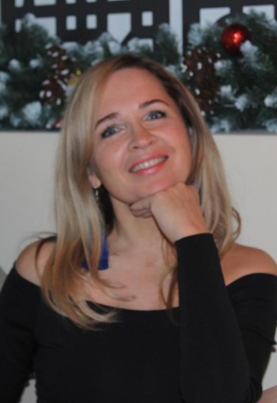 Olga • 50 • Russia