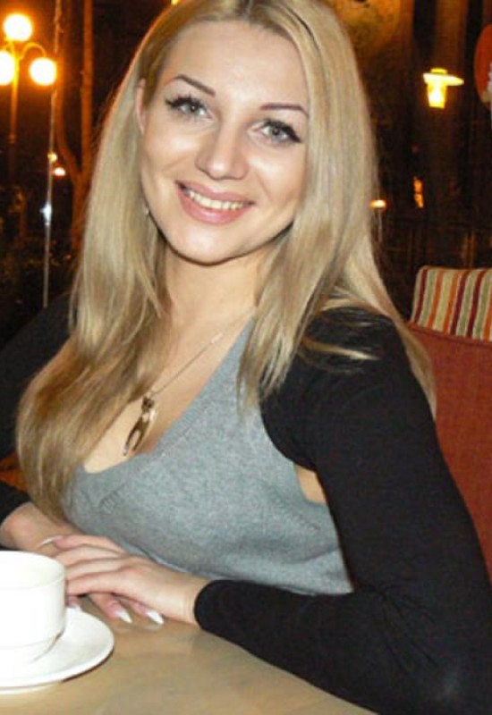 Olya • 43 • Україна