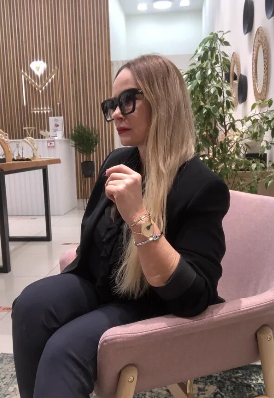 Tatiana • 48 • Russie