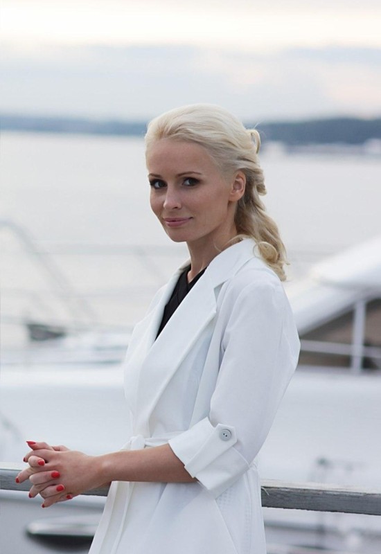 Lada • 44 • Russia