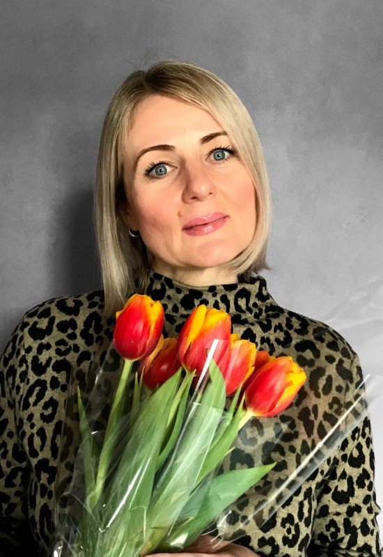 Svetlana • 51 • Росія