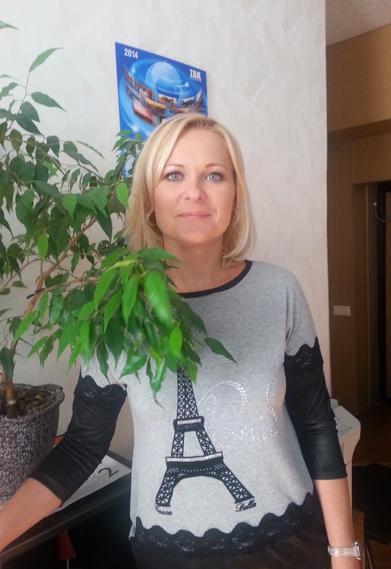 Inna • 46 • Biélorussie