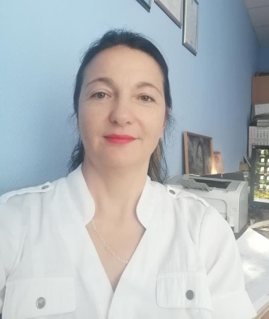 Ineska, 53