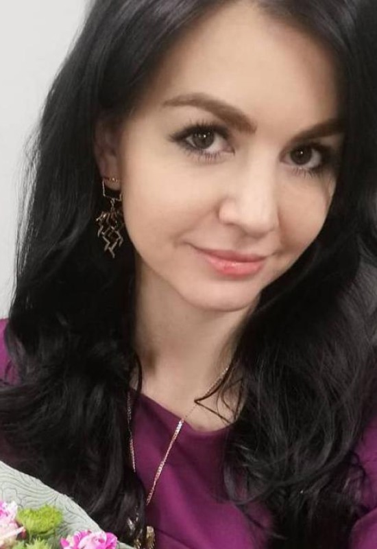 Natasha • 37 • Ukraine 🇺🇦