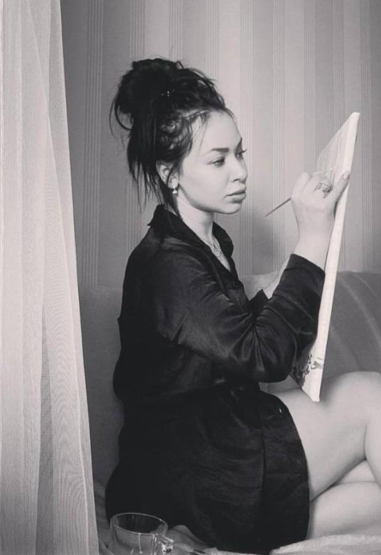 Olga • 36 • Germany