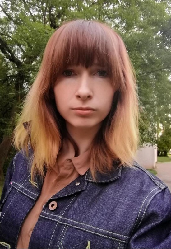 Yulia • 31 • Білорусь