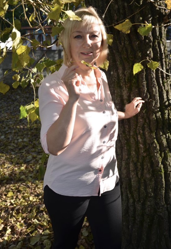 Tatiana • 55 • Ukraine
