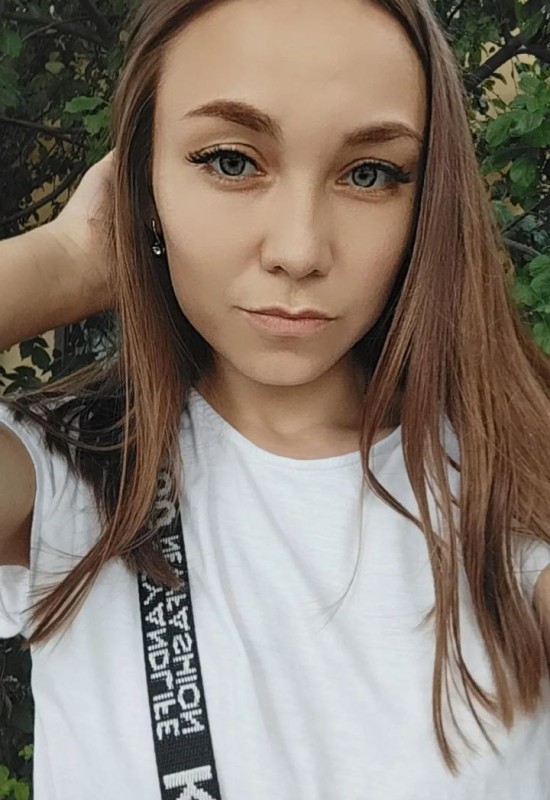 Ekaterin • 31 • Russie