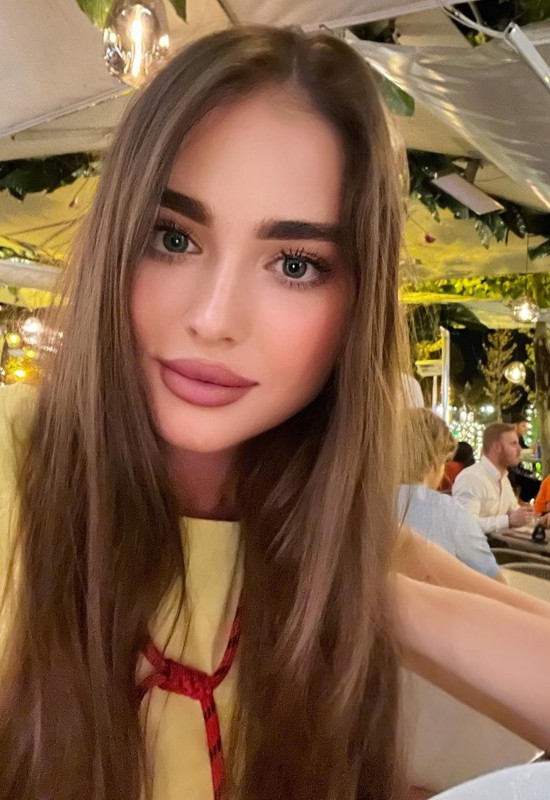 Irina • 33 • Russia