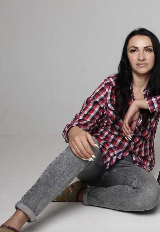 Elena • 39 • Russie