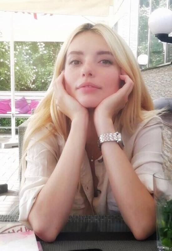 Tanya • 33 • Україна