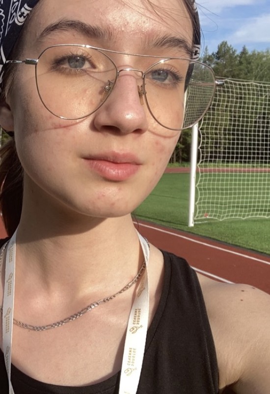 Liza  • 25 • Russie