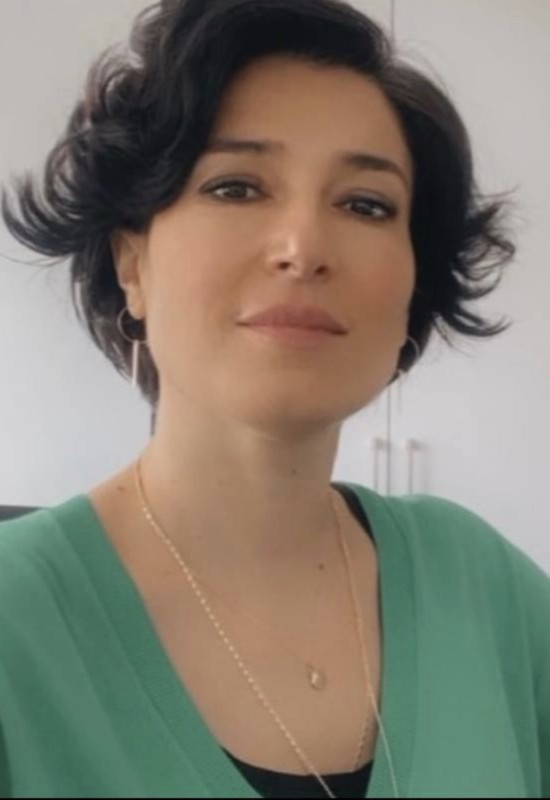 Elena • 44 • Ukraine 🇺🇦