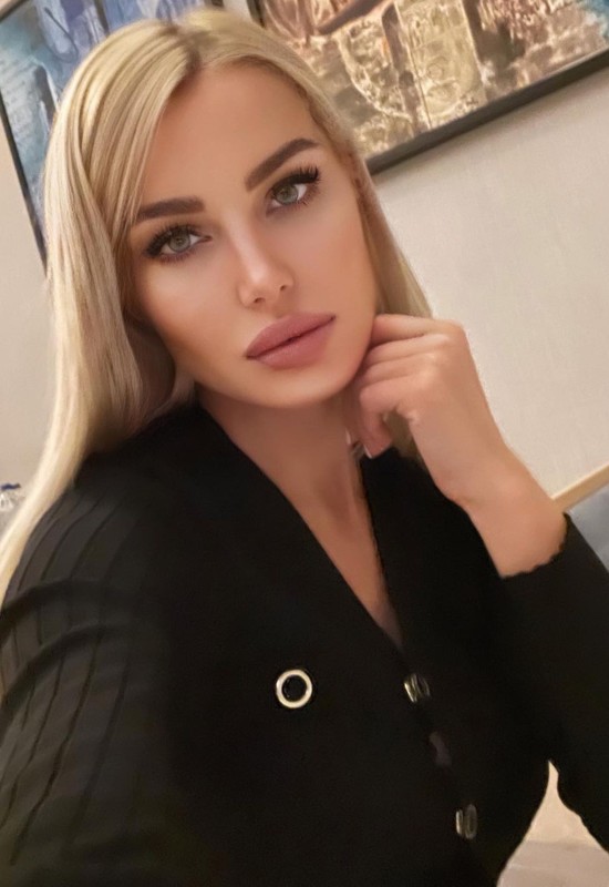 Tatiana • 39 • Білорусь