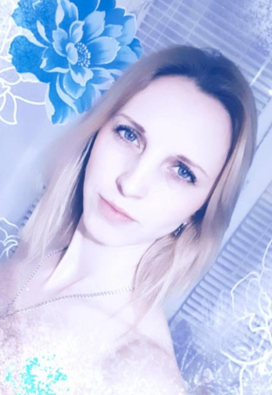 Olesya • 41 • Russie