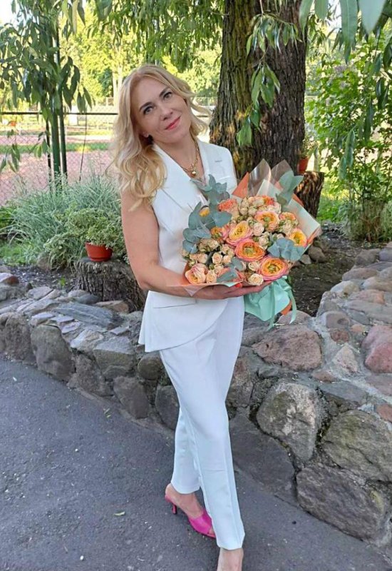 Lyudmila • 54 • Belarus