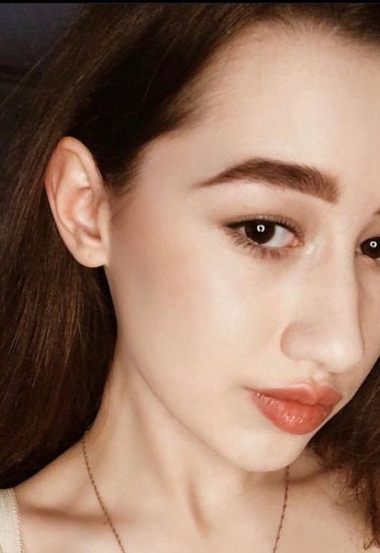 Alinka • 25 • Russie