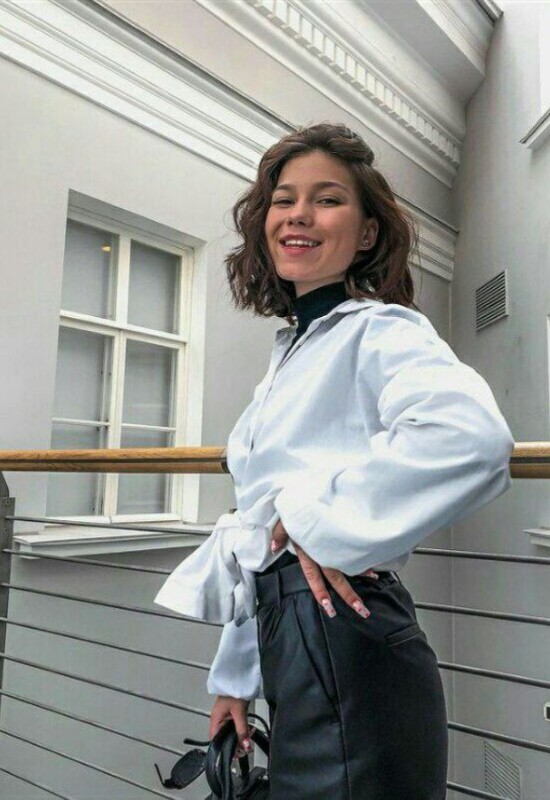 Anastasia • 29 • Ukraine 🇺🇦