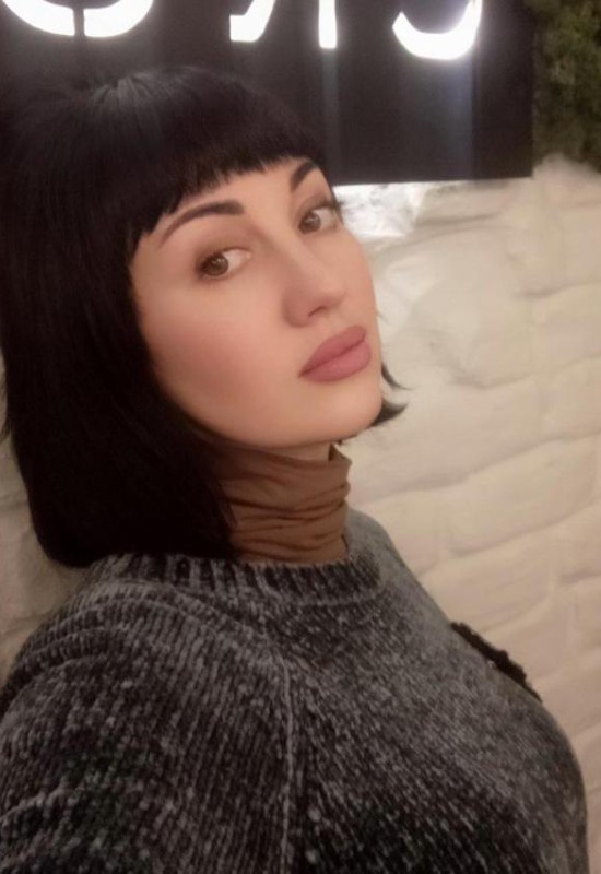 Anna • 39 • Украина