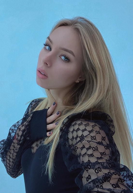 Angelina • 32 • Белоруссия