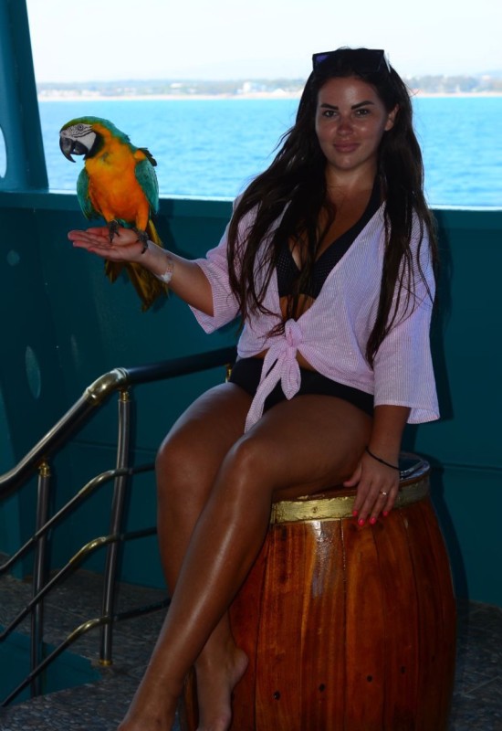 Anita • 33 • Ukraine