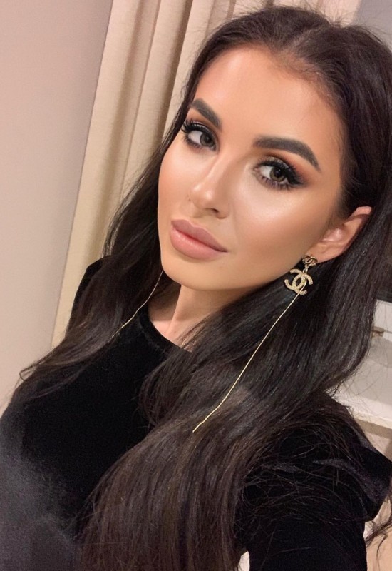 Christina • 32 • Biélorussie