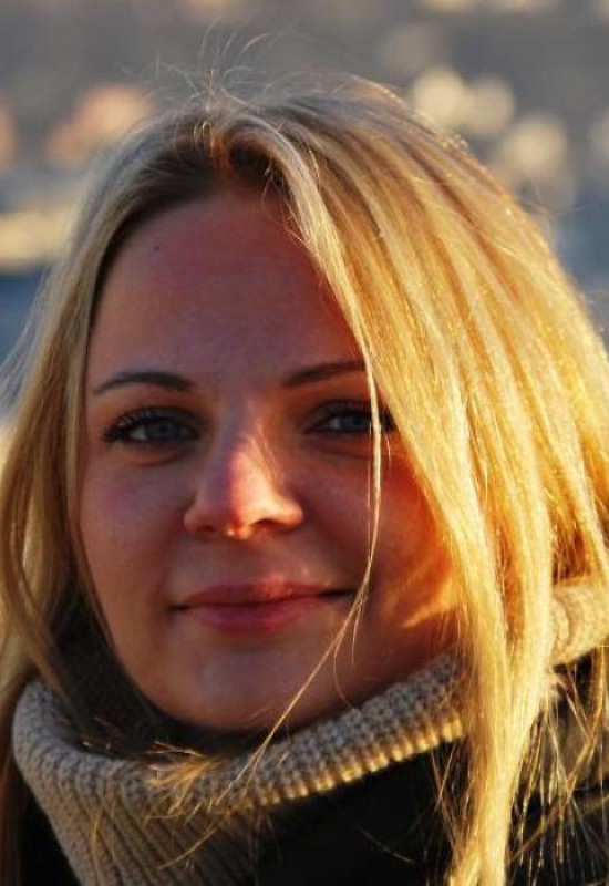 Daria • 44 • Russia